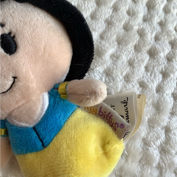 HALLMARK Itty Bitty Snow White Plush Disney Princess Stuffed Doll Toy - Picture 5 of 9